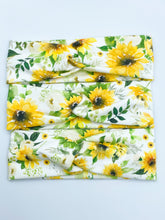 Load image into Gallery viewer, Yellow Sunflowers Headband