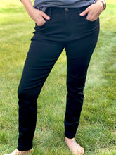 Load image into Gallery viewer, A Night Out Judy Blue Black Jeans