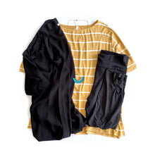 Load image into Gallery viewer, Across the Night Capri Leggings