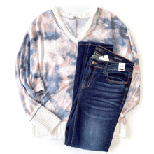 Load image into Gallery viewer, Everyday Beauty Judy Blue Jeans