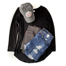 Load image into Gallery viewer, Under The Boardwalk Judy Blue Cropped Jeans