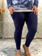 Load image into Gallery viewer, On The Go Leggings in Navy