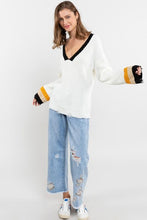 Load image into Gallery viewer, Back to Basic Sweater
