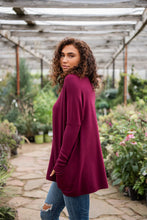 Load image into Gallery viewer, Get Comfortable Double Pocket Sweater- Wine