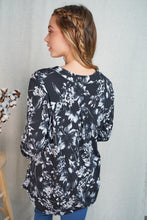 Load image into Gallery viewer, A Monochromatic Floral Blouse