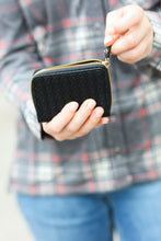 Load image into Gallery viewer, Think It Over Black Woven Vegan Accordion Zipper Cardholder
