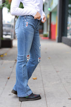 Load image into Gallery viewer, Holiday Medium Blue Slim Boot Fit High-Rise Plaid Stitched Jeans
