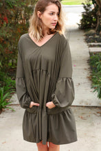 Load image into Gallery viewer, Hunter Green V Neck Woven Swing Dress with Pockets
