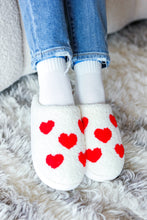 Load image into Gallery viewer, Valentines Heart Print Fleece Slippers
