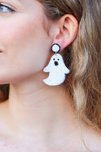Load image into Gallery viewer, Halloween Beaded Ghost Dangle Earrings
