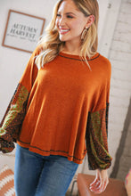 Load image into Gallery viewer, Rust Floral Stripe Bubble Sleeve Hacci Top
