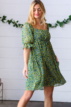Load image into Gallery viewer, Green &amp; Navy Ditsy Floral Chiffon Lined Dress
