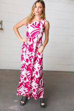 Load image into Gallery viewer, Magenta &amp; White Floral Fit and Flare Sleeveless Maxi Dress
