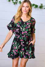 Load image into Gallery viewer, Black &amp; Floral Surplice Short Sleeve Pocketed Romper
