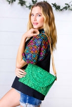 Load image into Gallery viewer, Emerald Woven Raffia Flap Closure Clutch Bag

