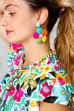 Load image into Gallery viewer, Multicolor Handwoven Straw Flower Dangle Earrings
