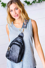 Load image into Gallery viewer, Black Vegan Leather Designer Strap Lined Sling
