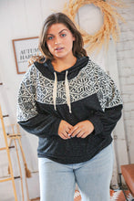 Load image into Gallery viewer, Aztec Jacquard Hacci Outseam Sweater Hoodie
