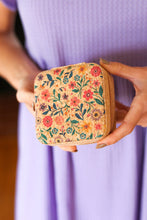 Load image into Gallery viewer, Floral &amp; Cork Travel Jewelry Box
