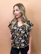 Load image into Gallery viewer, Betsy Floral Top
