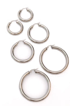 Load image into Gallery viewer, Day to Day Hoop Earrings Set in Silver
