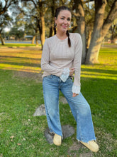 Load image into Gallery viewer, PREORDER: Beauty In The Details Lace Cuff Top in Two Colors
