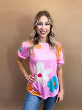 Load image into Gallery viewer, Wrenlee Floral Top
