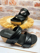 Load image into Gallery viewer, Andrea Classic Wedge In Black
