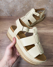 Load image into Gallery viewer, Bethani Sandal in Bone
