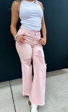Load image into Gallery viewer, PREORDER: Pastel Blakeley Distressed Jeans in Two Colors
