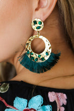 Load image into Gallery viewer, Emerald Rhinestone Tassel Gold Drop Earrings

