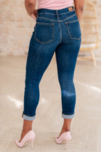 Load image into Gallery viewer, Bette Mid Rise Vintage Cuffed Skinny Capri
