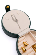 Load image into Gallery viewer, Circular Travel Jewelry Case in Green
