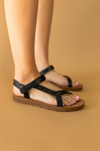 Load image into Gallery viewer, Annleigh Sandal in Black
