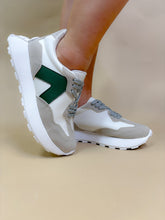 Load image into Gallery viewer, Arin Sneakers in Green
