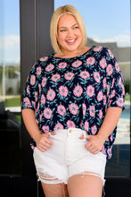 Load image into Gallery viewer, Essential Blouse in Navy and Pink Daisies
