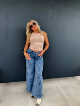 Load image into Gallery viewer, PREORDER: Charlie Cinch Hem Wide Leg Jeans
