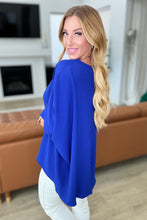 Load image into Gallery viewer, Feels Like Me Dolman Sleeve Top in Royal Blue
