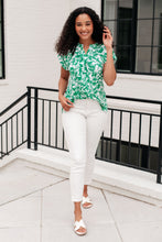 Load image into Gallery viewer, Lizzy Cap Sleeve Top in Emerald and White Floral
