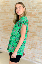 Load image into Gallery viewer, Lizzy Cap Sleeve Top in Green and Black Floral
