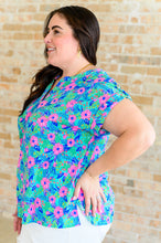 Load image into Gallery viewer, Lizzy Cap Sleeve Top in Mint and Lavender Floral
