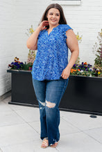 Load image into Gallery viewer, Lizzy Flutter Sleeve Top in Royal Blue and White Floral
