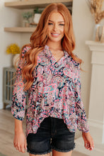 Load image into Gallery viewer, Lizzy Top in Pink Paisley
