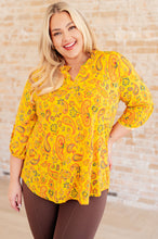 Load image into Gallery viewer, Lizzy Top in Yellow and Navy Paisley
