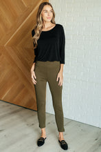 Load image into Gallery viewer, Magic Ankle Crop Skinny Pants in Olive
