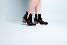 Load image into Gallery viewer, Journee Ankle Boots in Blue
