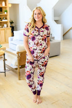 Load image into Gallery viewer, PREORDER: Short Sleeve Jogger Pajama Set in Eight Prints
