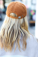 Load image into Gallery viewer, Camel Sherpa Baseball Cap
