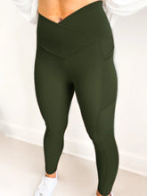 Load image into Gallery viewer, PREORDER: Max Sculpt Ribbed Leggings in Two Colors
