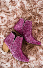 Load image into Gallery viewer, Fiera Booties in Pink
